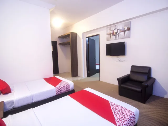 Family Suite, 1 Double and 3 Single Beds، Hua Kuok Inn 3/4