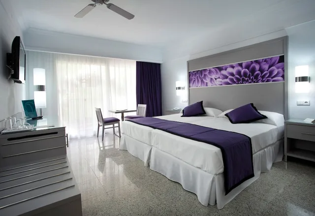 Standard, Double Bed, Sea View, Balcony, Riu Palace Nautilus - Adults Only 6/10