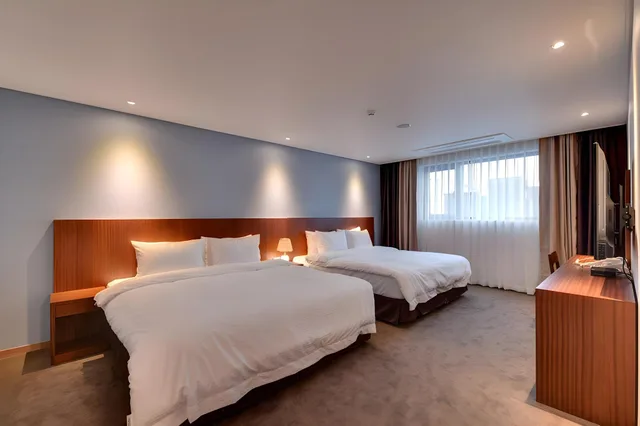 Suite, 2 King Beds, Sea and Mountain View, Ocean View، Sea & Moon Tourist Hotel 1/1