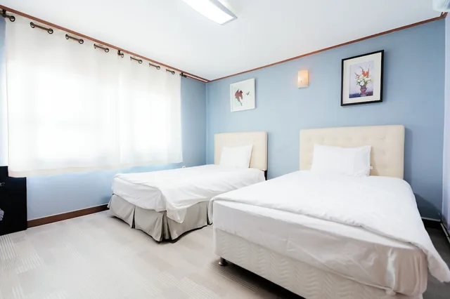 غرفة ديلوكس بسريرين منفصلين، EQ Stay Hotel 4/10