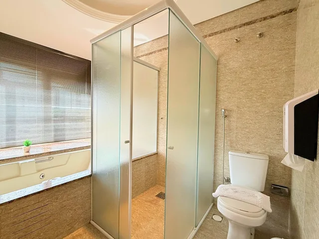 جناح بريميير بسرير كينج، Hotel Continental Inn 4/6