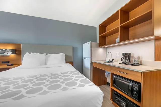 غرفة بسريرين كوين، Suburban Studios Branson On The Strip 5/9