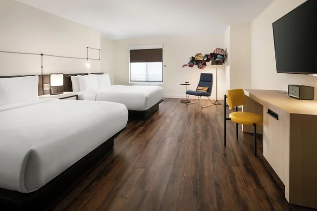 Aloft, Double Bed، Aloft Mountain View 2/4