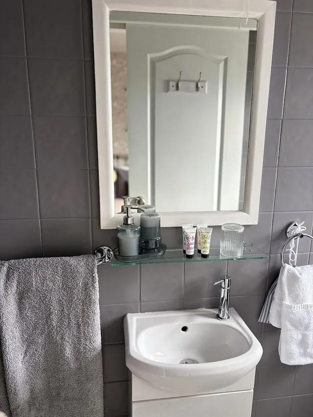 غرفة بسرير كينج، Cherwood Hotel 8/10