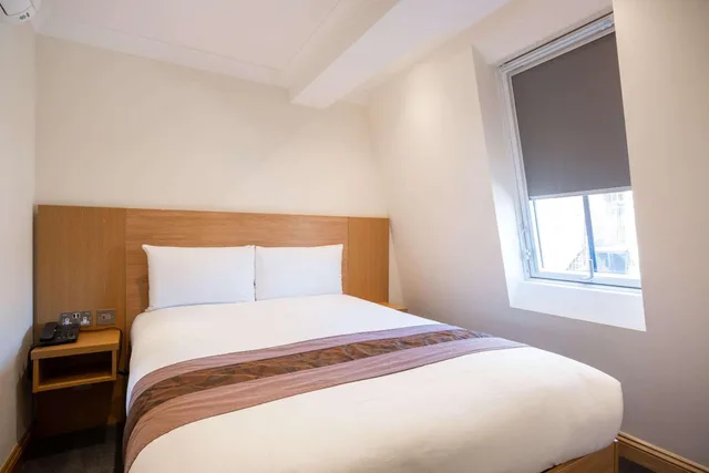 Superior, Double Bed, Comfort Inn Hyde Park 2/7