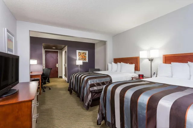 غرفة بسريرين كوين، Wingate By Wyndham Chesapeake 5/10