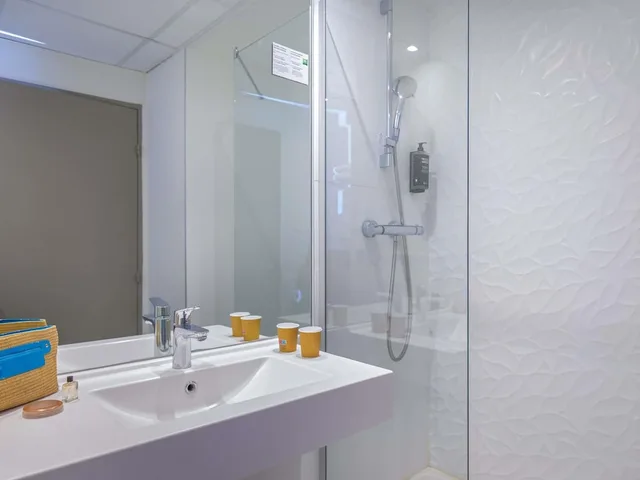 جناح متصل بسريرين مزدوجين، Ibis Styles Cannes Le Cannet 10/10