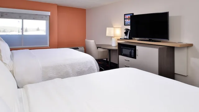 Standard, 2 Queen Beds, Atrium View، Holiday Inn Great Falls 5/8