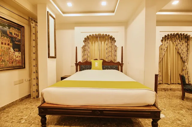 جناح ملكي بسرير كينج بإطلالة على البحيرة، Bloom Boutique Udaipur (Lake Pichola) 2/2
