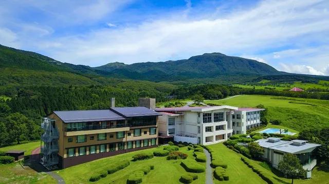 Standard, Twin Beds, New Wing، Aso Kuju National Park Hotel and Resort (ex Kurokawa Onsen Senomoto Kogen Hotel) 1/1