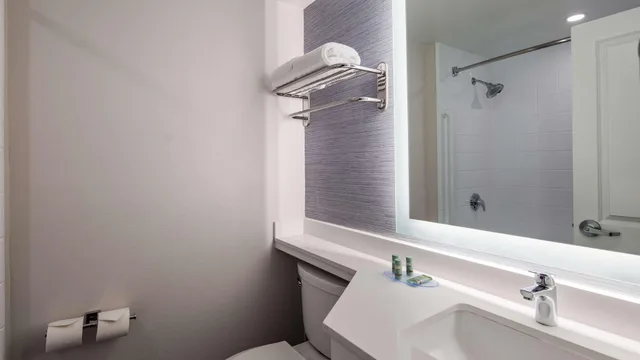 جناح بسرير كينج، Best Western Paramus Hotel & Suites 4/4