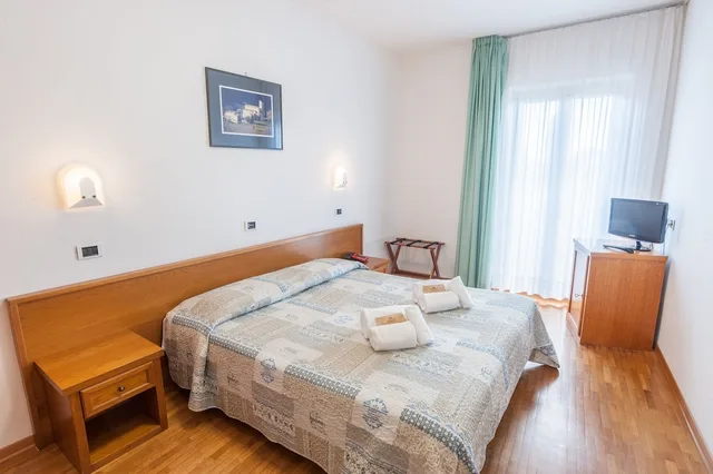 غرفة كلاسيكية ثلاثية بثلاثة أسرّة، Palazzuolo 1/10