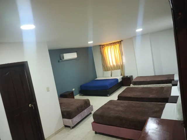 غرفة عائلية، Hotel Suite Dorado 2/3