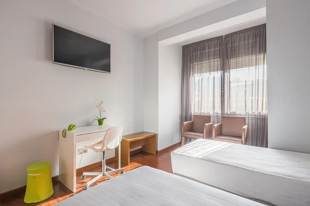 غرفة سوبيريور بسريرين منفصلين، Hotel Margarit 3/8