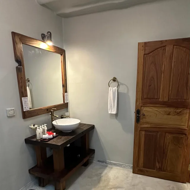 غرفة قياسية بسرير مزدوج، Ndame Beach Lodge 3/3