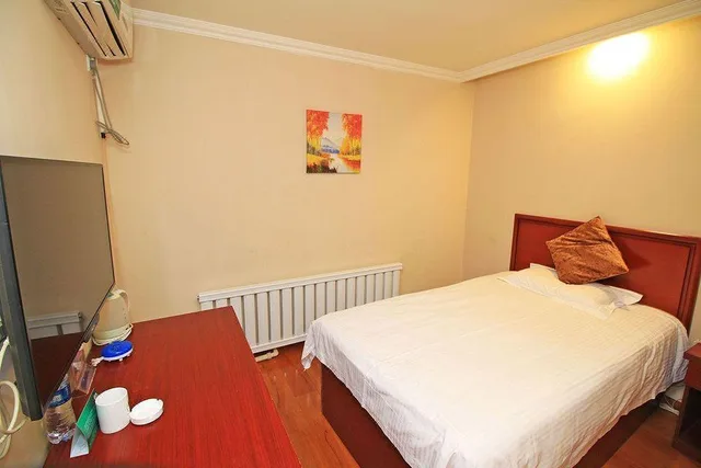 Single Room No Window، GreenTree Inn Liaoning Dalian Railway Station South Shengli Square Express Hotel 1/2