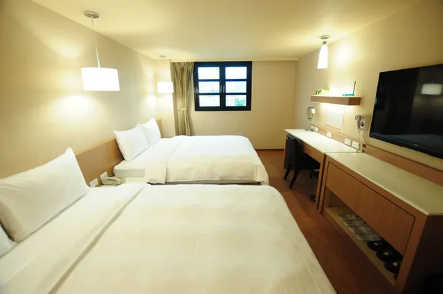 غرفة رباعية بسريرين مزدوجين، Kindness Hotel - Kaohsiung Main Station 3/7