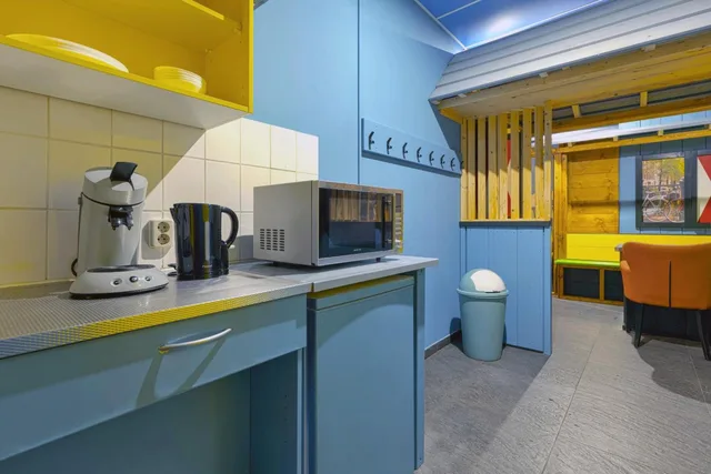 غرفة اقتصادية بأسرّة بطابقين، Amsterdam Teleport Hotel 9/9