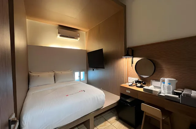 Superior, Single, Double Bed, The Sangju Hotel Seoul 1/1