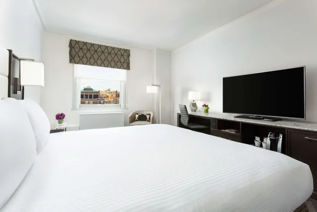 Room, King Bed, Hilton Boston Park Plaza 1/6