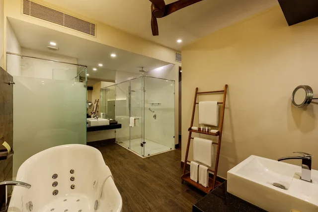 Courtyard, Double Bed, The Fortress Resort and Spa 1/3