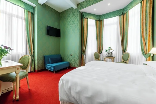 غرفة سوبيريور بسريرين منفصلين مع أريكة، Hotel Villa Delle Palme 4/10