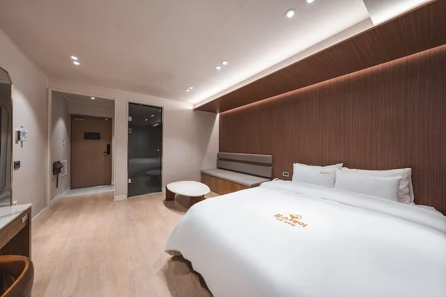 غرفة قياسية بسرير مزدوج، Gridt Hotel and Home Gyeongju 1/10