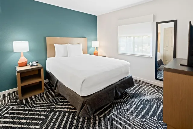 2 Bedrooms, Deluxe, Suite, Hyatt House Boston/Burlington 3/7