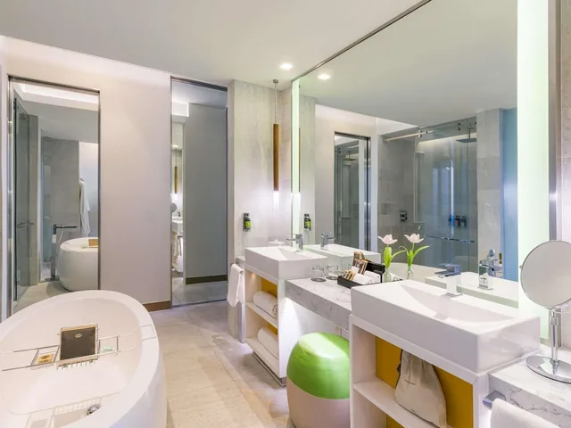 جناح بريستيج بسرير كينج بشرفة، Sofitel Mexico City Reforma 6/7