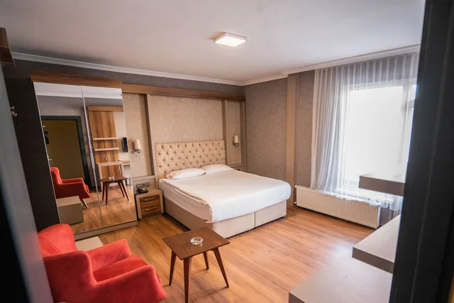 غرفة قياسية بسرير مزدوج، Bloom Hotel 2/6
