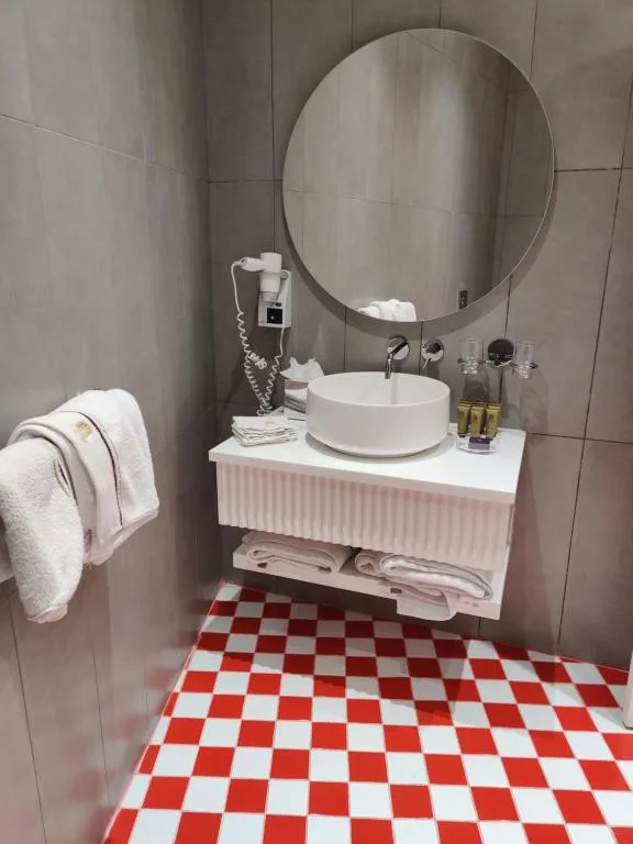 Family, Double or Twin Bed, Holm Hotel And Spa 10/10