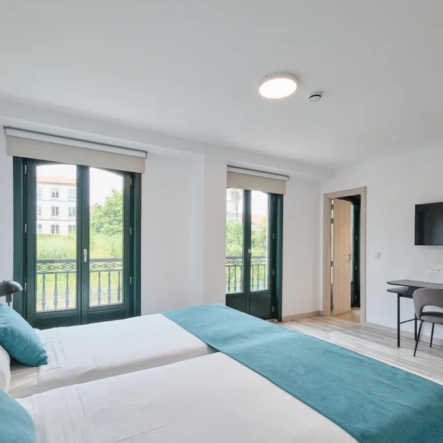 غرفة بسرير مزدوج أو سريرين منفصلين، Pombal Rooms Santiago 5/10