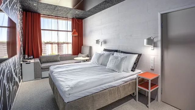 Standard, King Bed, with Extra Bed, Original Sokos Hotel Kupittaa 1/8