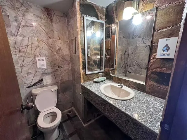 غرفة سوبيريور بسريرين منفصلين، Collection O Luna Hotel Pattaya 4/4