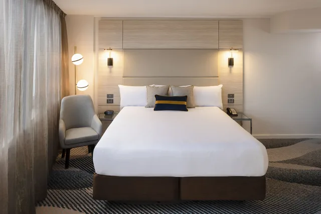 جناح تنفيذي بسرير كينج، NOVOTEL SYDNEY PARRAMATTA 2/10