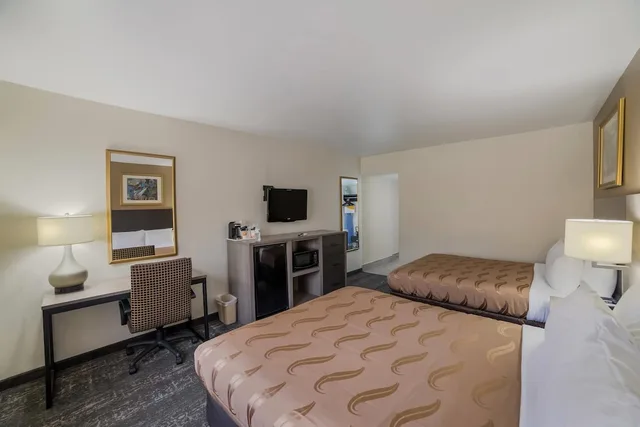 غرفة بسريرين كوين لذوي الإعاقة، Quality Inn & Suites Goodyear - Phoenix West 4/7