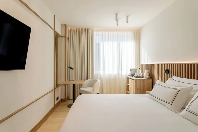 Superior, King Bed, Hotel Murcia Rincon de Pepe Affiliated by Melia (ex Tryp Murcia) 4/10