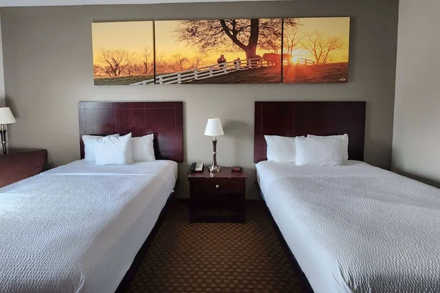 Efficiency, 2 Queen Beds, Kitchenette، Days Inn By Wyndham Kemah 6/10