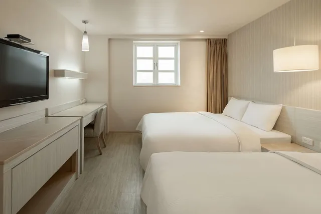 غرفة رباعية بسريرين مزدوجين، Kindness Hotel Houyi Jiuru 1/6