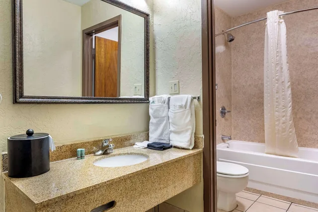 غرفة قياسية بسريرين مزدوجين للمدخنين، Best Western Hope 5/6