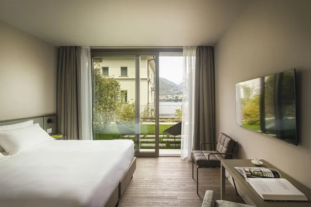 Superior, Lake View, Terrace, Promessi Sposi 2/4