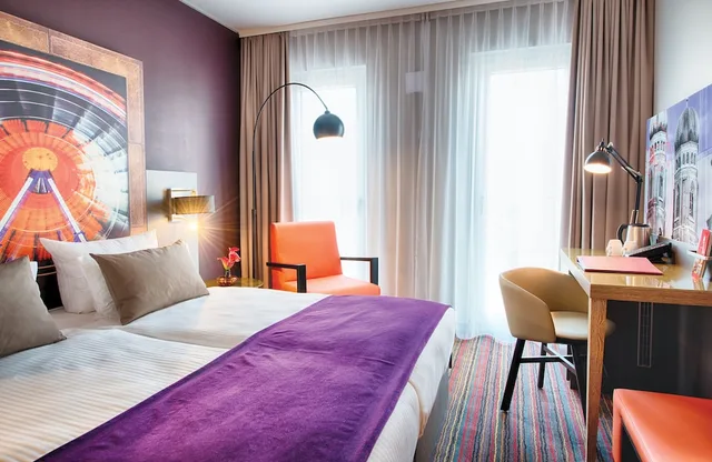 غرفة كومفورت بسريرين منفصلين، LEONARDO HOTEL MUNICH CITY SOUTH 1/3