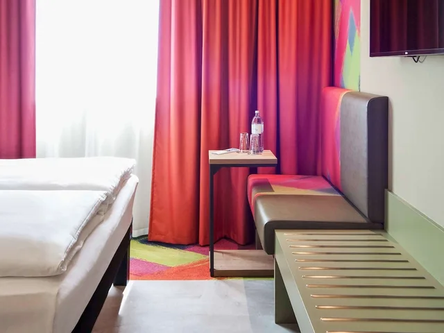 غرفة قياسية بسرير مزدوج، Ibis Styles Parndorf Neusiedler See 2/9
