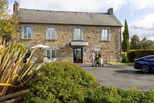 جناح سوبيريور مع أريكة، L'ermitage Mont Saint Michel 1/1