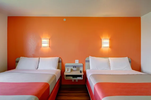 غرفة بسريرين كوين، Motel6 El Reno, OK 7/9