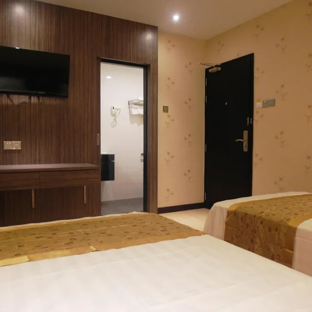 غرفة سوبيريور بسريرين منفصلين، Mandarin Hotel 6/10