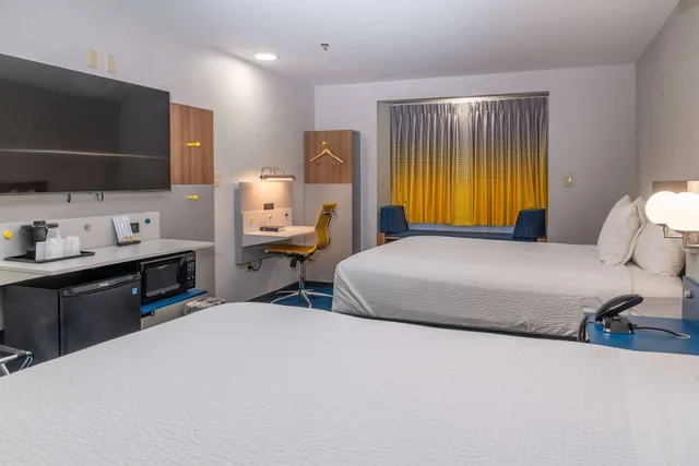 جناح استوديو بسريرين كوين، Microtel Inn and Suites by Wyndham Pigeon Forge 2/8