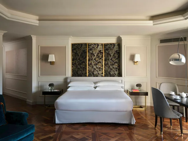 جناح جونيور ركني، Palazzo Venezia 1/3