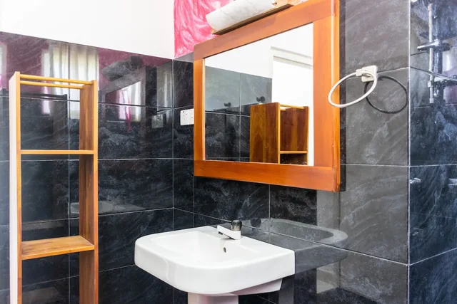 غرفة سوبيريور ثلاثية بسرير كوين وسرير فردي، Sithila Villa 4/5