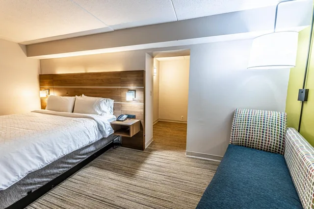 Xtra Space, Standard, King Bed، Holiday Inn Express Indianapolis South 5/10